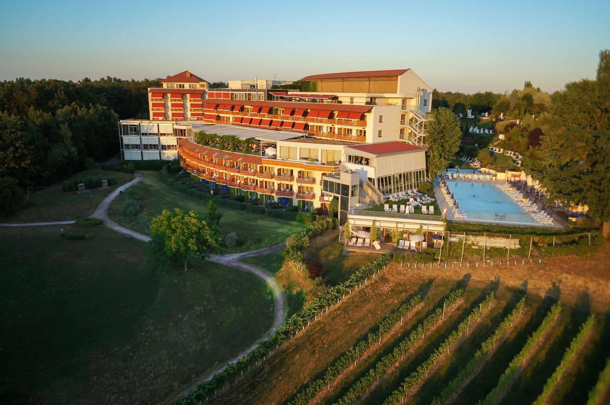 Hotel & Spa Der Steirerhof Bad Waltersdorf Buitenkant foto